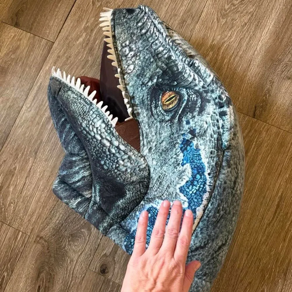 Source Unknown #dinosaur gray #jurassicworld